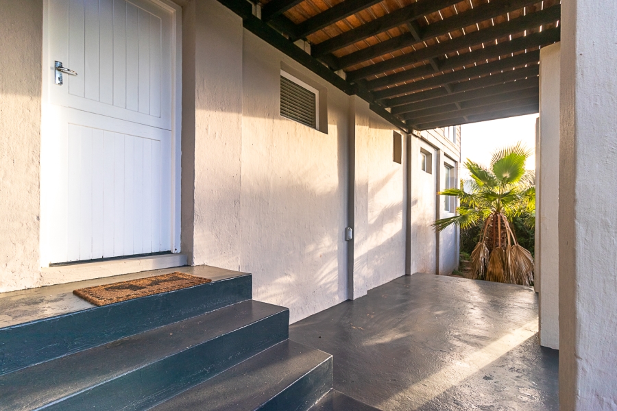 5 Bedroom Property for Sale in Riversbend Eastern Cape